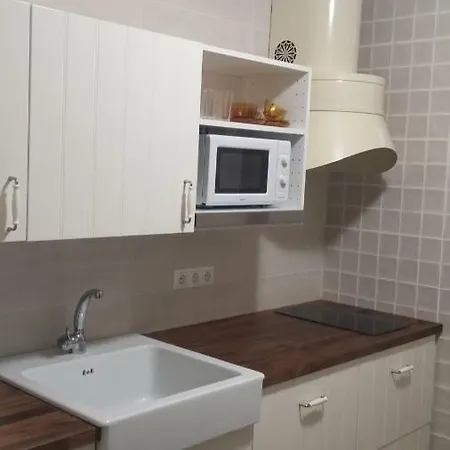 Apartment A Stone's Throw From Santa Barbara Alicante